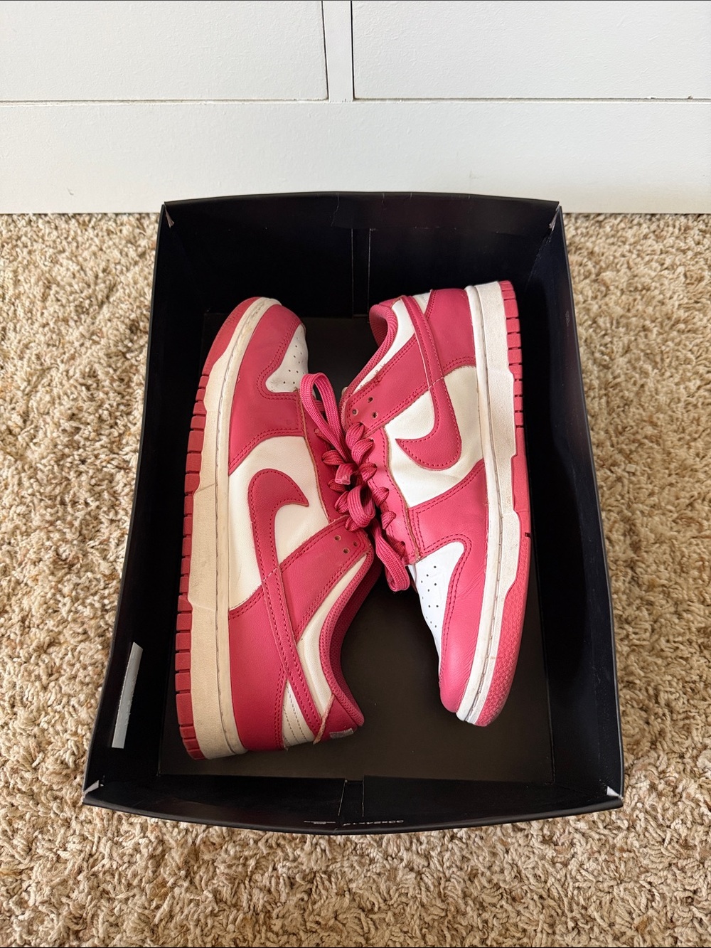 Nike Womenโs Dunk Low โArcheo Pinkโ Sneakers